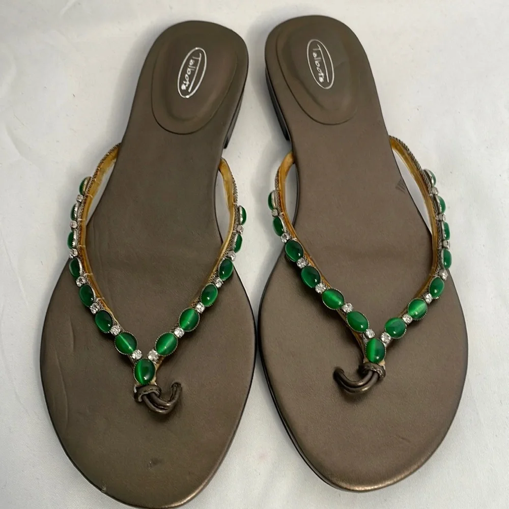 Talbots sandals‎ brown with green and rhinestone details size 6.5